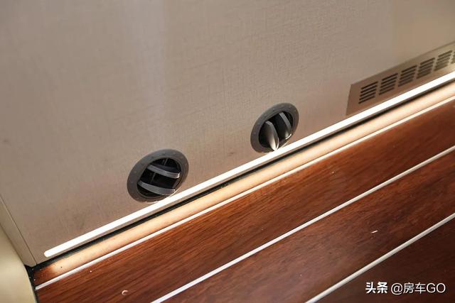 家用代步还能旅行市区能开的房车，兼顾自驾旅行/日常代步