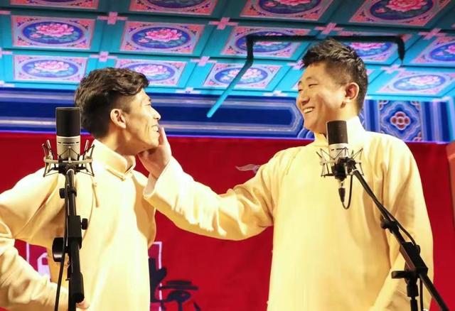 郭德纲怎么评价李鹤彪，根源也许要从“李鹤彪打人”说起