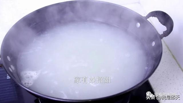 泡菜太酸了怎么补救，泡菜酸了怎么办（比老坛酸菜还酸爽）