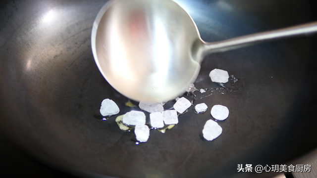 如何制作牛奶鸡蛋布丁，制作牛奶鸡蛋布丁的原理（教你在家自制焦糖布丁）