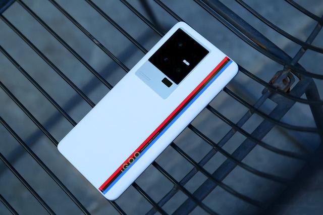 手机内存最大的手机，内存最大的手机是什么手机（这五款手机都有12GB版本）