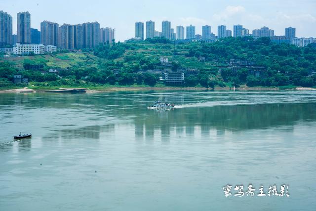 5612次列车，5612次列车时刻表（一路风景优美票价便宜车厢里却空荡荡）