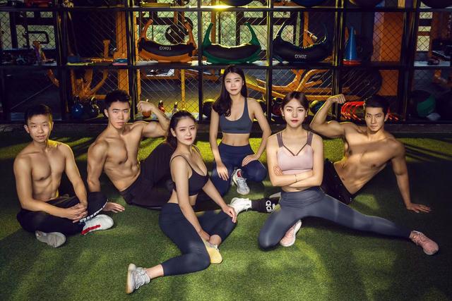 开个健身房需要投资多少钱，开个健身房需要投资多少钱知乎（7年亲身经历分享健身房创业过程）