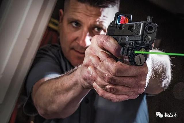 镭射和激光的区别是什么，镭射和激光的区别是什么意思（论可见激光指示器<1>丨装备）