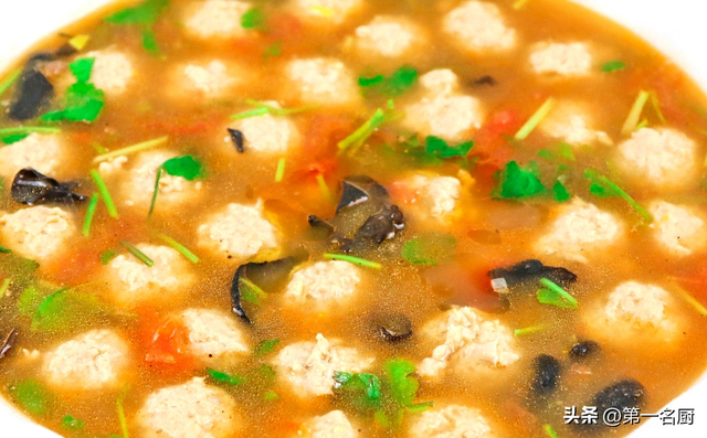 猪肉丸子汤的做法，豆腐猪肉丸子汤的做法（分享4道丸子汤）