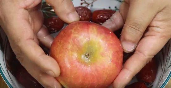 用苹果瘦身的方法，苹果怎么能减肥（苹果加红枣这样做）