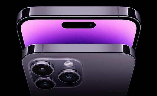 挖孔屏是什么意思，苹果14挖孔屏是什么意思（回顾智能手机全面屏6年发展史）