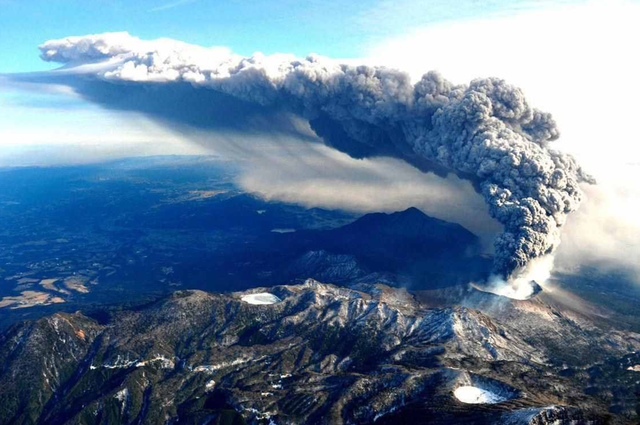 富士山在日本哪里，日本富士山在日本的位置（富士山喷发进入倒计时）