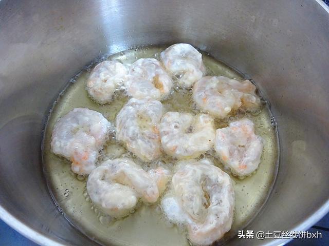 基围虾怎么做好吃，新鲜基围虾怎么做好吃（多给孩子吃这菜）