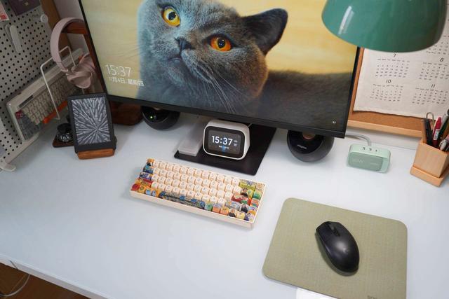 电脑桌面文件怎么随意摆放，怎样才可以使电脑桌面上的图标和文件随意摆放（不是腿麻就是腰疼：合理的尺寸）