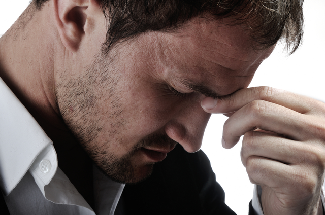 男生皮肤粗糙，男生皮肤粗糙暗沉（为什么男人的皮肤越来越粗糙）