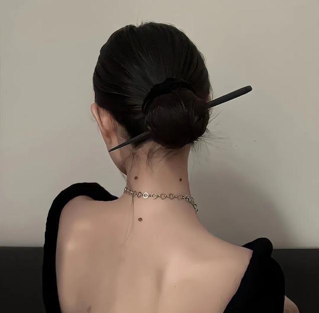 也许放弃才能靠近你，也许放弃 才能靠近你，微信头像（人生才几年不能因为找不到对象而放弃自己）