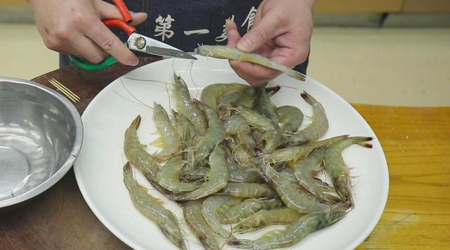 怎么吃才能补充足够的蛋白质，优质蛋白“常见食物”