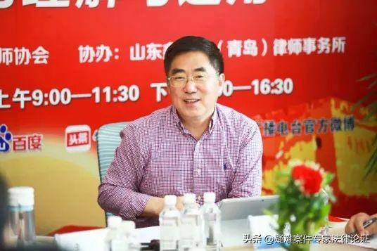 知名宪法学者，法学院里的“国家级教学名师”