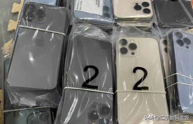 iPhone13最新黑解代码，最接近iPhone卡贴机“黑解”的完美信号模式可能要来