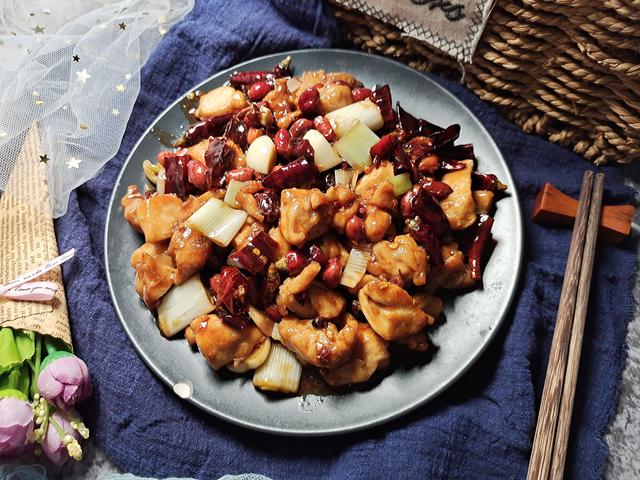 川菜做法大全，川菜做法大全魔芋烧鸭（分享10道家常川菜做法）