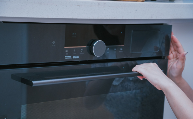 美的电烤箱怎么用，美的烤箱怎么用（美的D5微蒸烤炸一体机使用分享）
