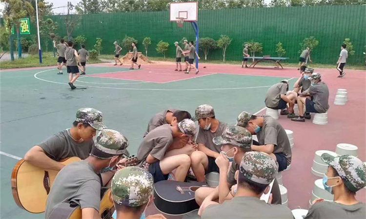 叛逆学校多少钱学费（杭州封闭学校收费情况）