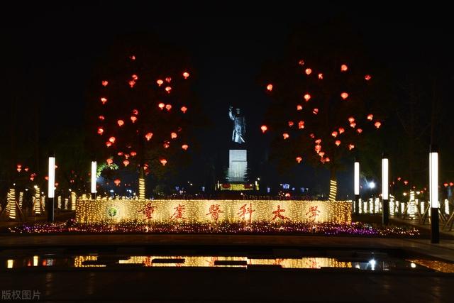 重庆医科大学专业，2021年重庆医科大学开设专业及招生专业目录表（重庆医科大学录取新生4243人）