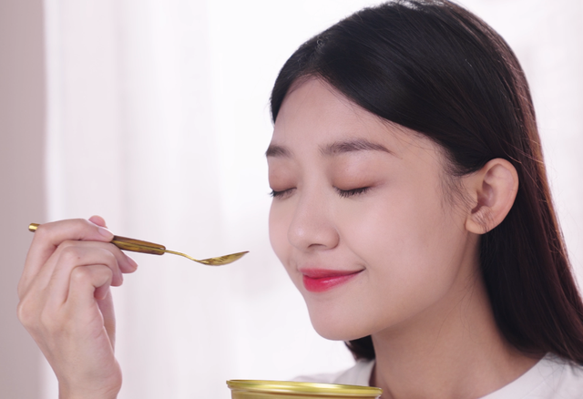 银耳可以生吃吗，银耳能生吃吗（免洗免泡的本草银耳才是首选）