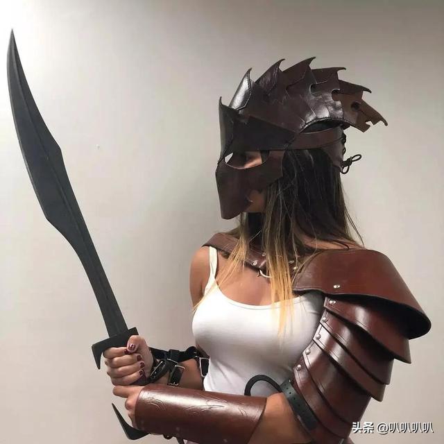 美少女战士的武器，美少女战士的武器名字（《枪械美图》比你想象中更加狂野的以色列女战士）