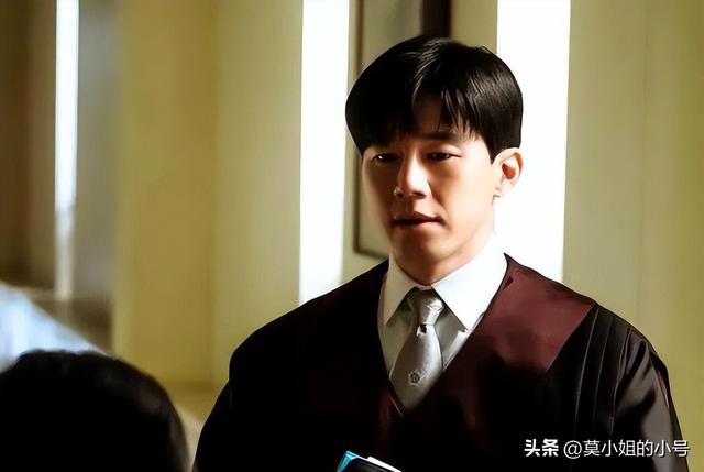 李钟硕演过的韩剧，韩国李钟硕主演的电视剧有哪些（近10个月口碑最佳的7部律政韩剧）