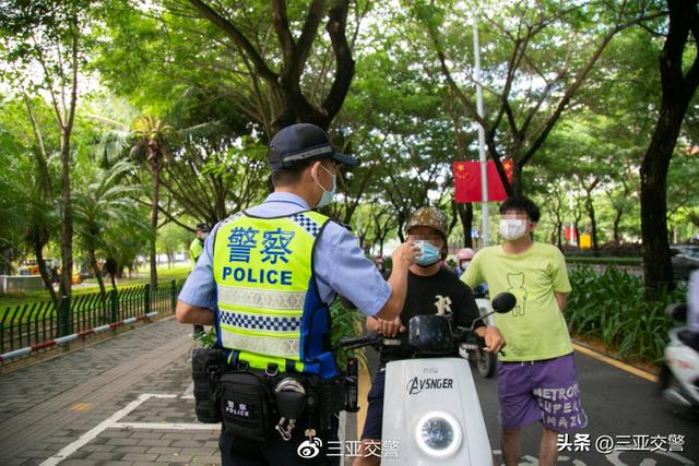 电动车闯红灯怎么查违章信息，交管12123电动车闯红灯怎样查违章信息（“电子警察”24小时抓拍）