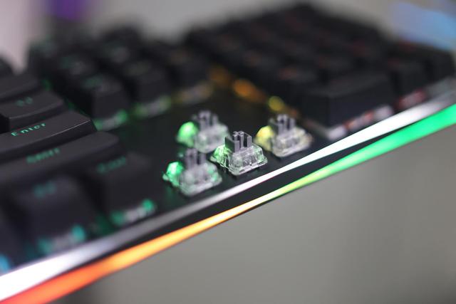 台式机调亮度按f几，笔记本调亮度（雷柏V520RGB合金版）