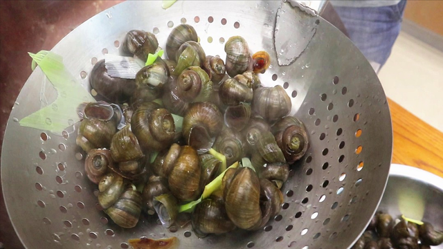 寒菜是什么呢，寒菜是什么属性的菜（“三鲜”指的是啥）