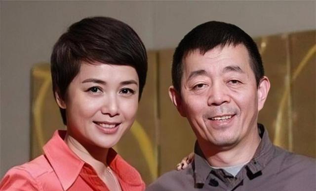 顾长卫张静初关系，曝蒋雯丽包养2名男大学生