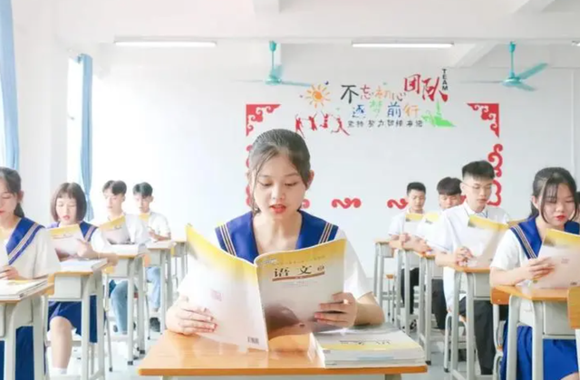 私立高中和职高哪个好，职高还是私立高中（中考成绩考不上公办高中）