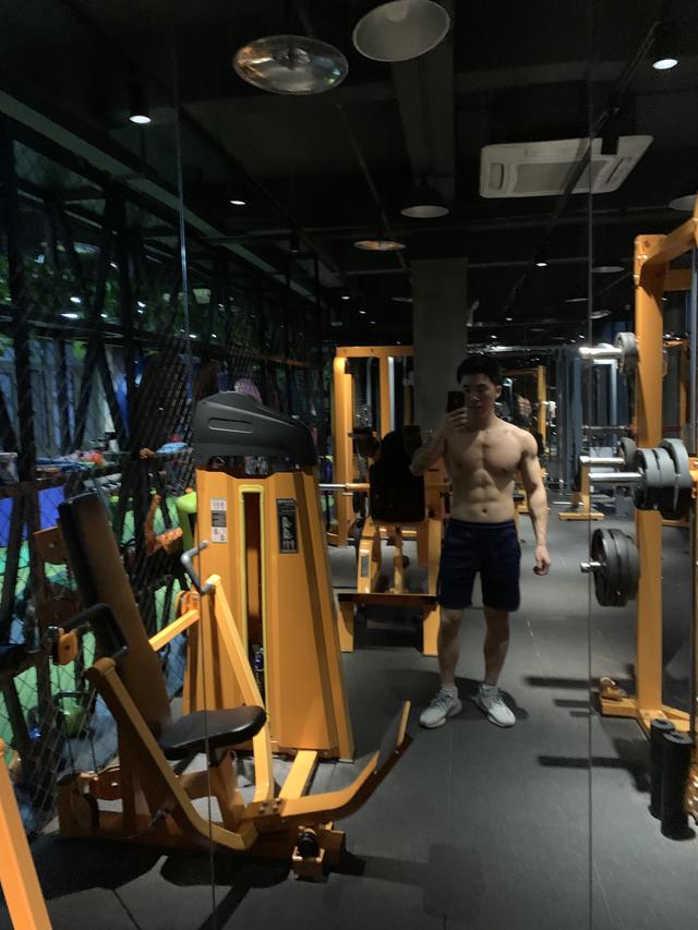 开个健身房需要投资多少钱，开个健身房需要投资多少钱知乎（7年亲身经历分享健身房创业过程）