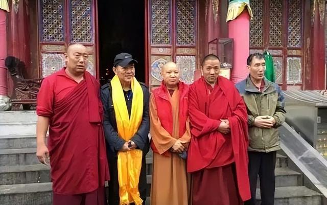 李连杰的真实身份轰动全，李连杰的真实身份轰动全国 localhost（如今甘愿把20亿资产给利智）