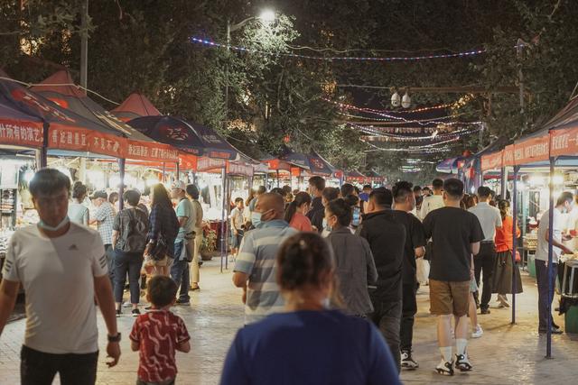 喀什哪个景点最值得去，中国最西部的城市新疆喀什