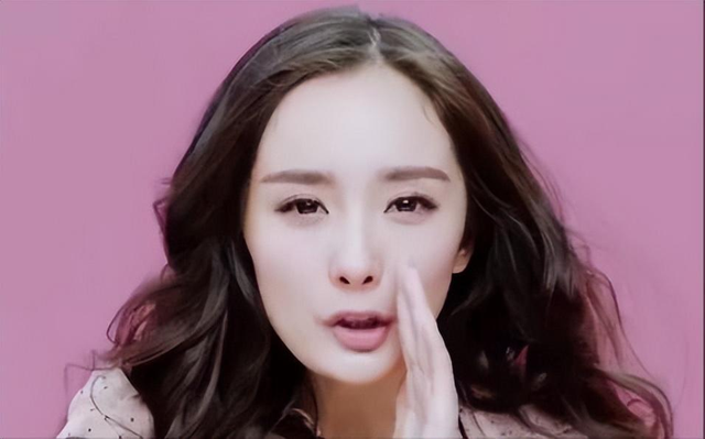 杨幂 绯闻女孩，她跟这些男明星都有过暧昧行为（\