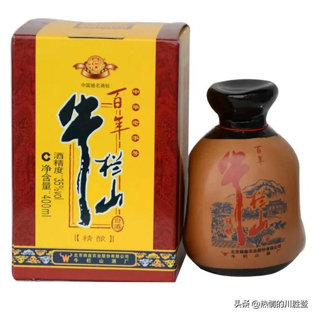 酱香型酒和浓香型酒哪个好喝，酱香型浓香型哪个好喝（酱香型的好还是浓香型的好）