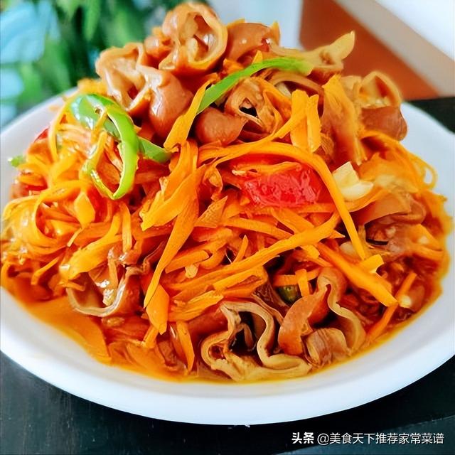 怎么炒卤肠，卤生肠怎么炒比较好吃（卤大肠炒胡萝卜丝）