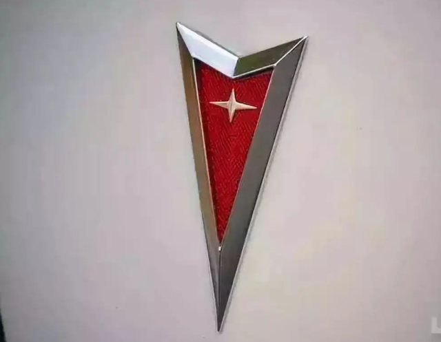 星星标志的是什么车，开斯巴鲁属于什么档次（盘点已经消失的三款车标）