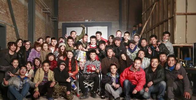 关晓彤在电影左耳中演的什么角色，关晓彤在电影左耳中演的什么角色啊（苏有朋凭什么得关晓彤等艺人的好感）