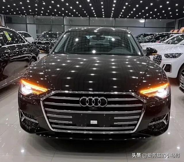 奥迪a6油箱多少升，<二>23款40和45TFSI无四驱的配置、差异点与报价