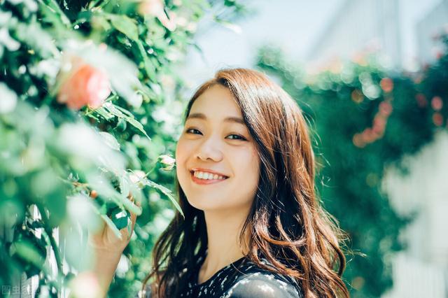 品味好的女人表现，品味高的女人表现（不要小瞧一个穿衣打扮出众的女人）