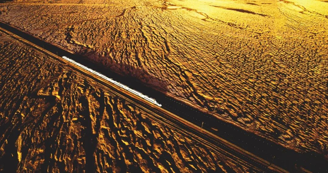 八月份适合去哪里旅游，8月份旅游去哪里好玩（甘肃推广发布“金九银十”八大旅游精品线路）