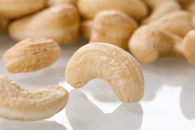 腰果的营养价值有哪些，储存及它的营养价值和禁忌