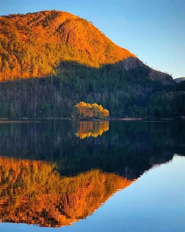 秋天是一个什么样的季节，秋天是一个什么样的季节写一段话（分享绝美秋色：叠翠流金）