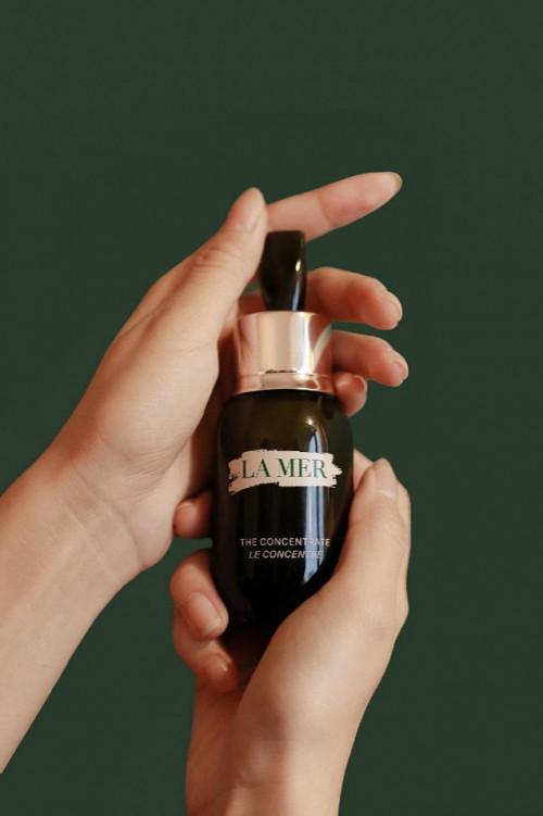 伊丽莎白雅顿面部精华怎么样，4款实力派精华功效PK谁才是NO.1抗老精华