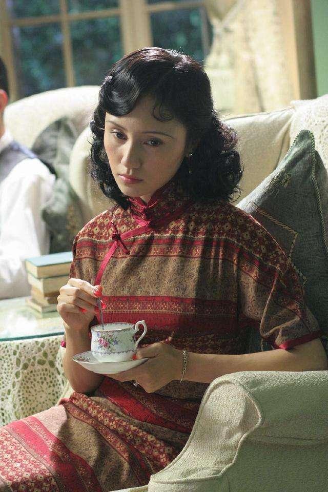 孙俪的各种短发发型，留短发很美的6位女星