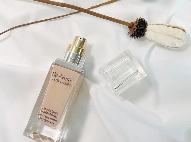 娇兰金钻粉底液，娇兰金钻塑颜粉底液遮瑕力如何（公认好用的5款贵妇粉底液）