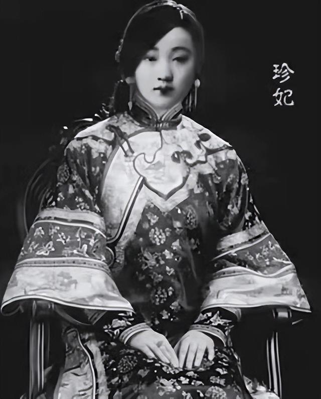 魏璎珞真实素颜，看看清朝皇妃真实容貌