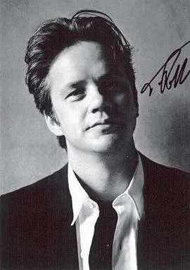 肖申克的救赎讲的什么故事，肖申克的救赎讲的是什么（肖申克的救赎到底讲了什么）