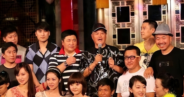 刘小光车祸,赵本山徒弟刘小光车祸死了吗(从赵四刘小光成立自己的传媒